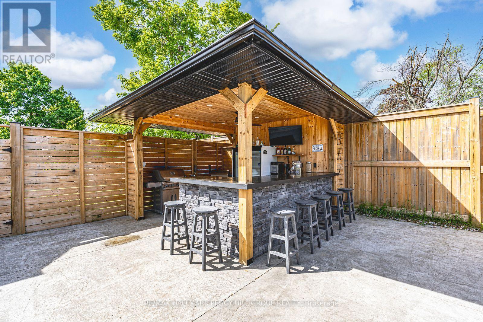2484 Highway 11 S, Oro-Medonte, ON - Outdoor