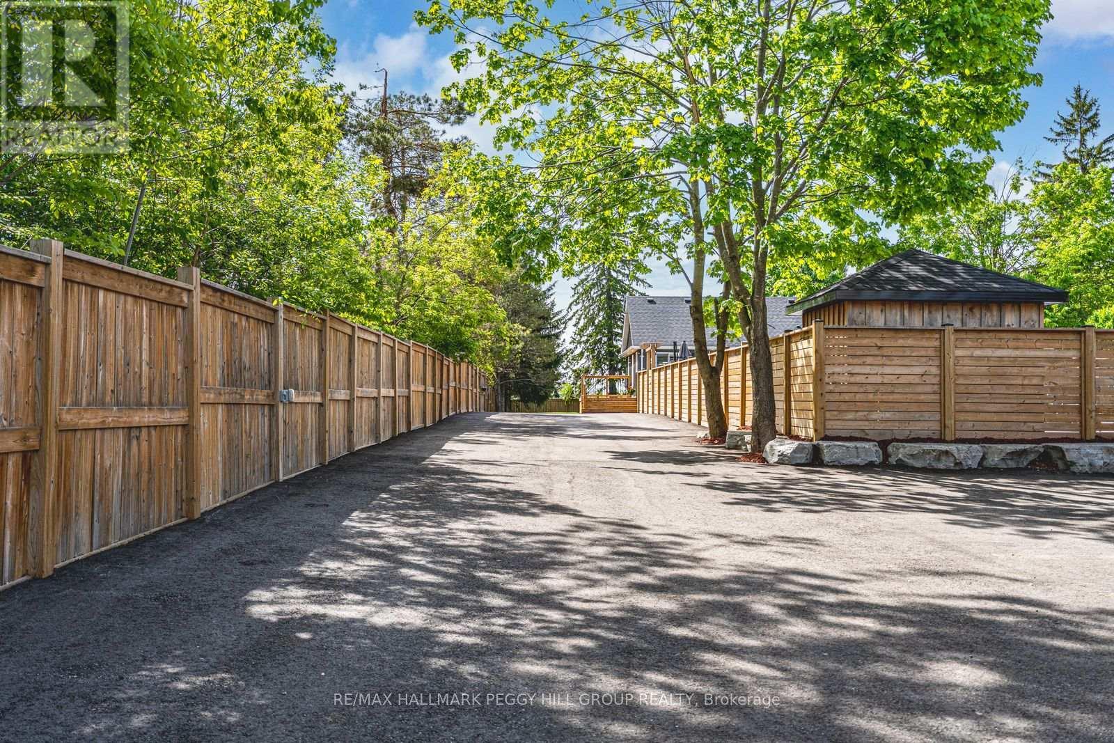 2484 Highway 11 S, Oro-Medonte, ON - Outdoor