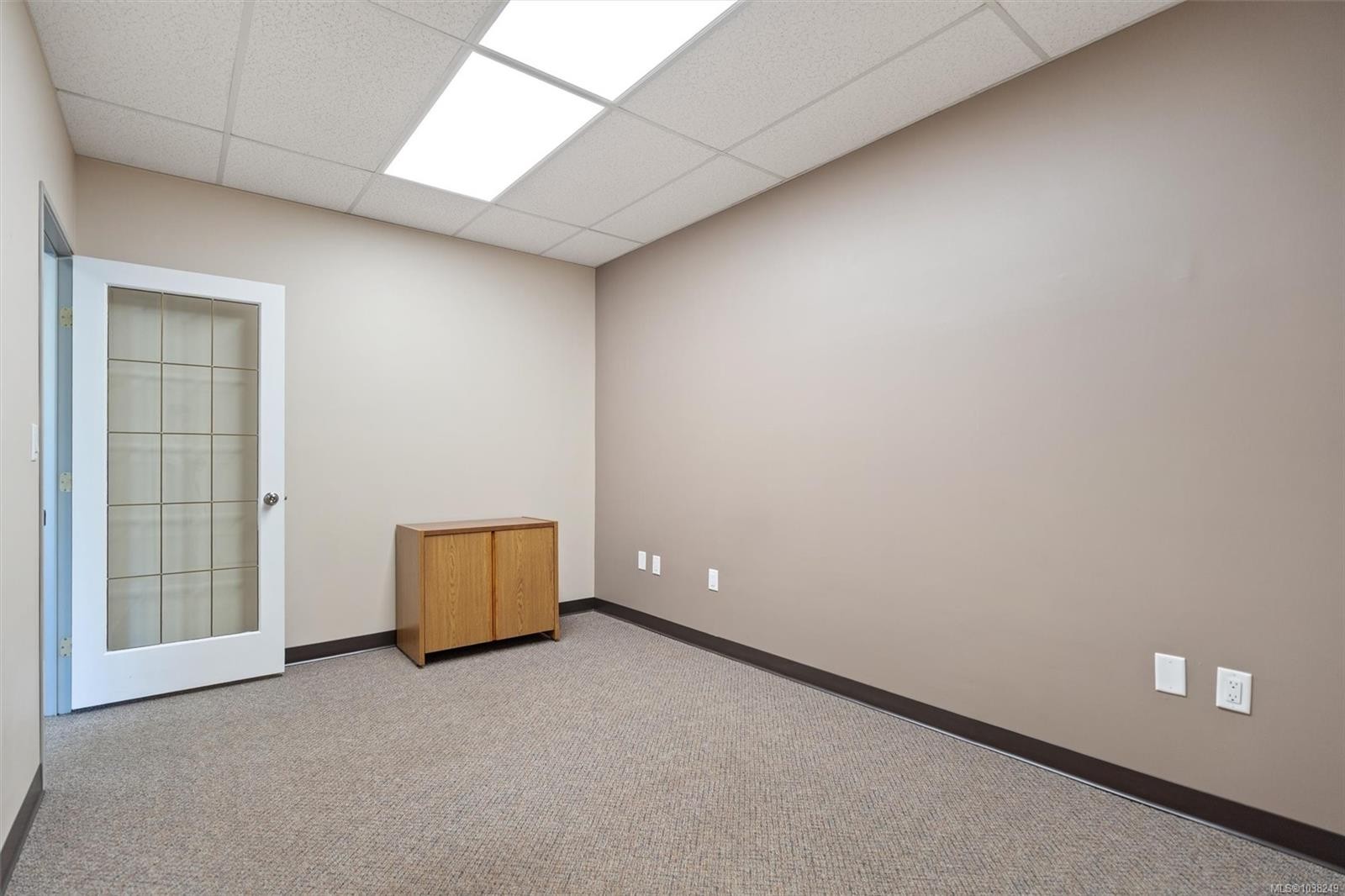 #2-2727 Quadra St, Victoria, BC