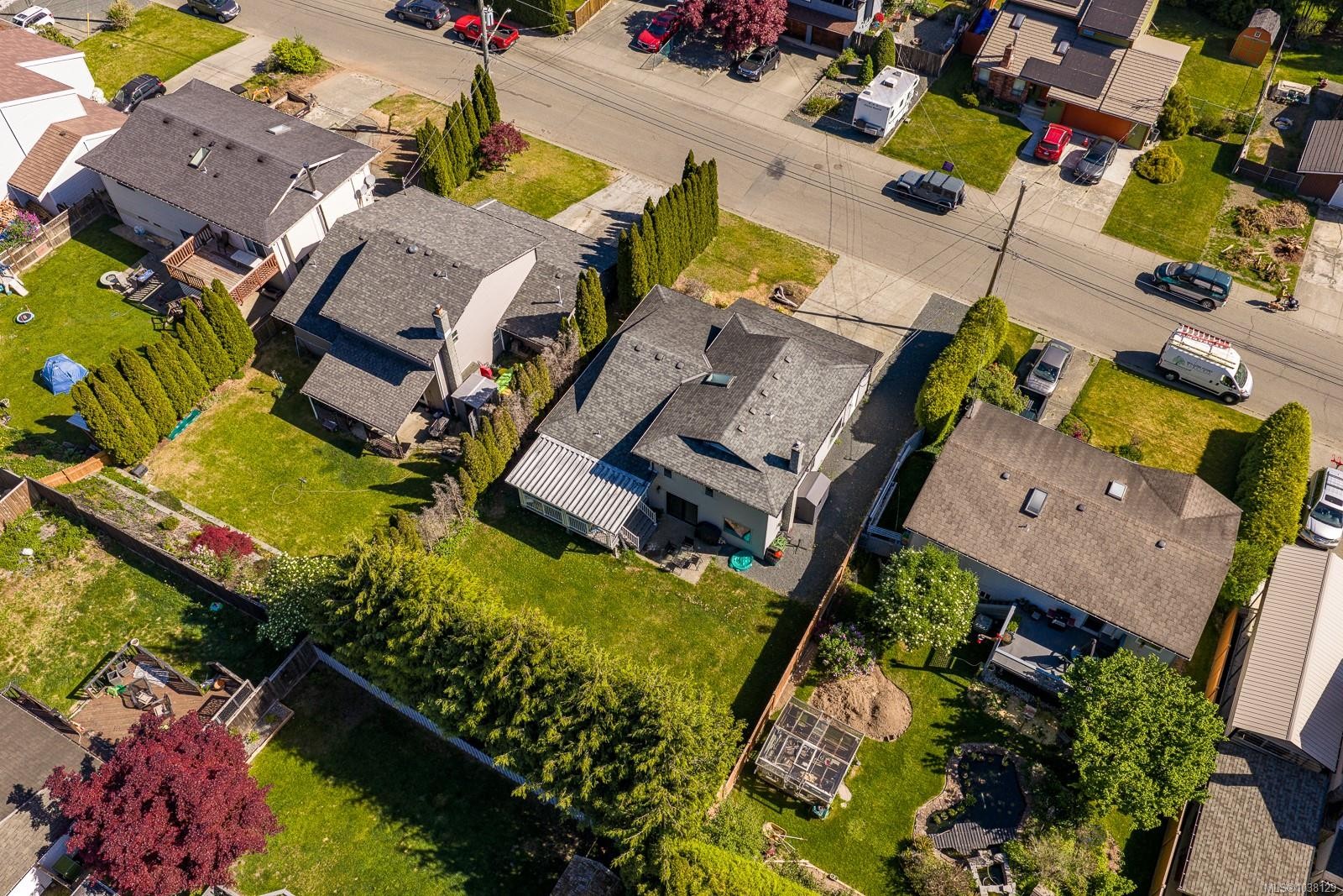 1732 Penfield Rd, Campbell River, BC