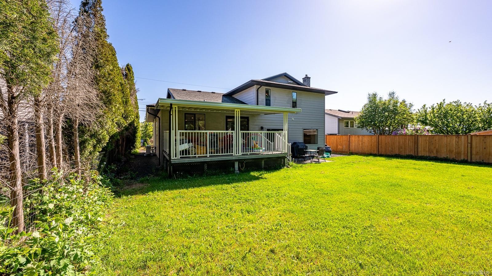 1732 Penfield Rd, Campbell River, BC