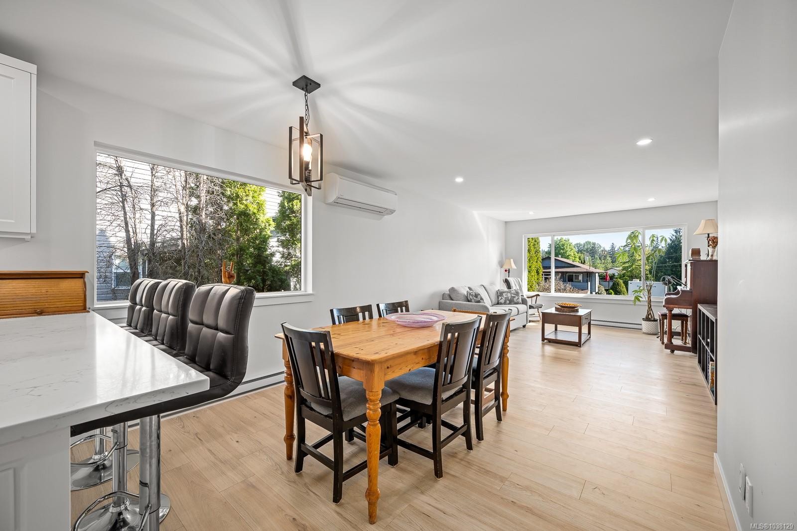 1732 Penfield Rd, Campbell River, BC