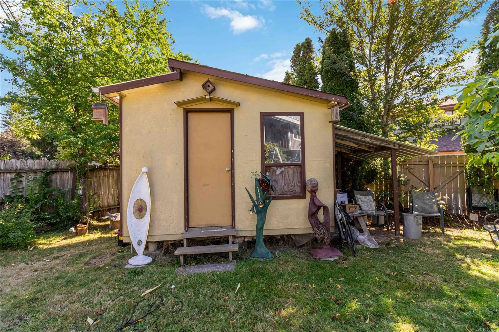 1415 Lang St, Victoria, BC