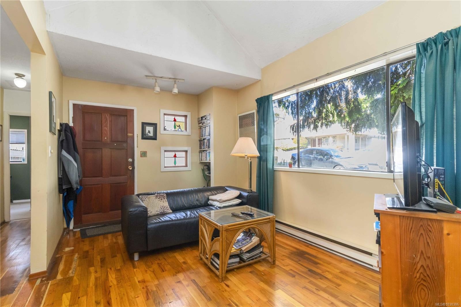 1415 Lang St, Victoria, BC