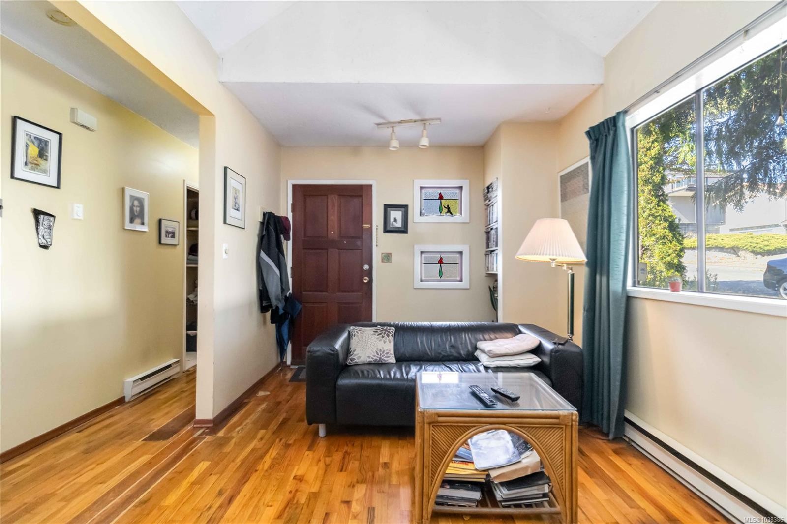 1415 Lang St, Victoria, BC