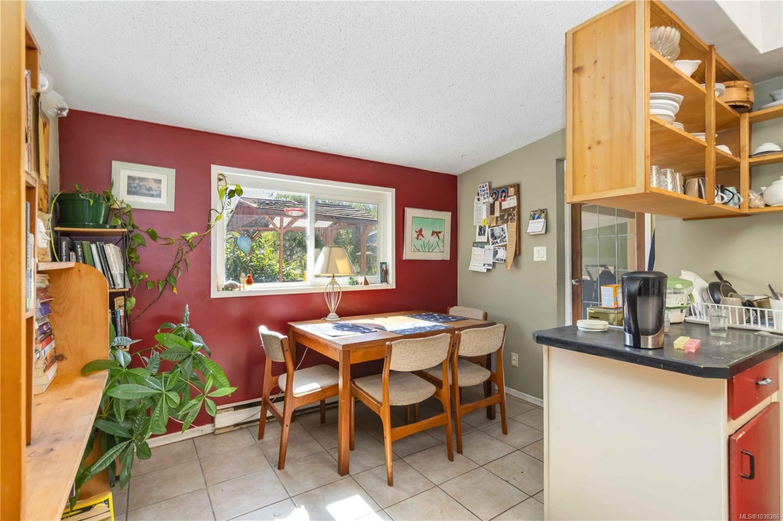 1415 Lang St, Victoria, BC