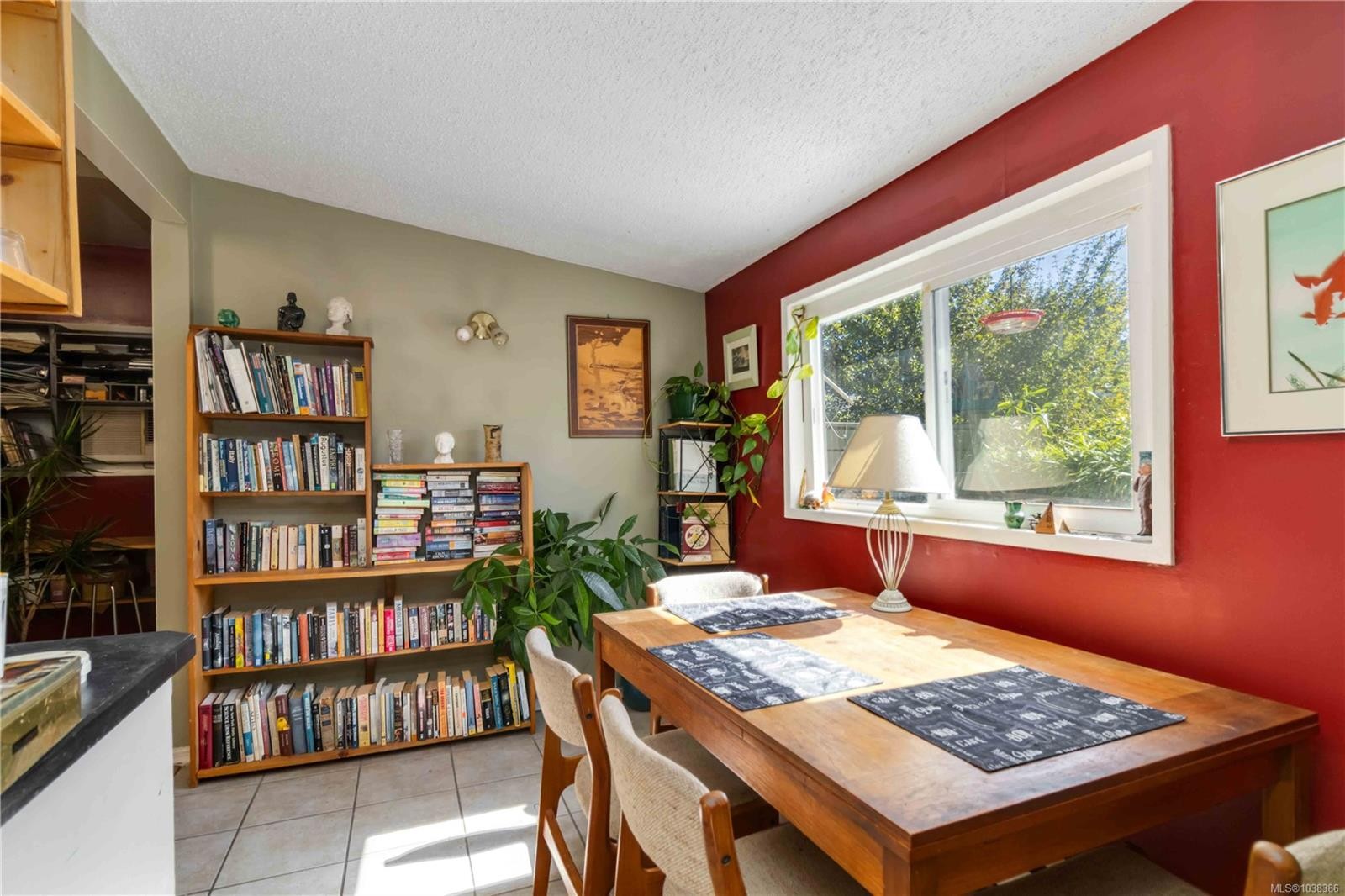 1415 Lang St, Victoria, BC