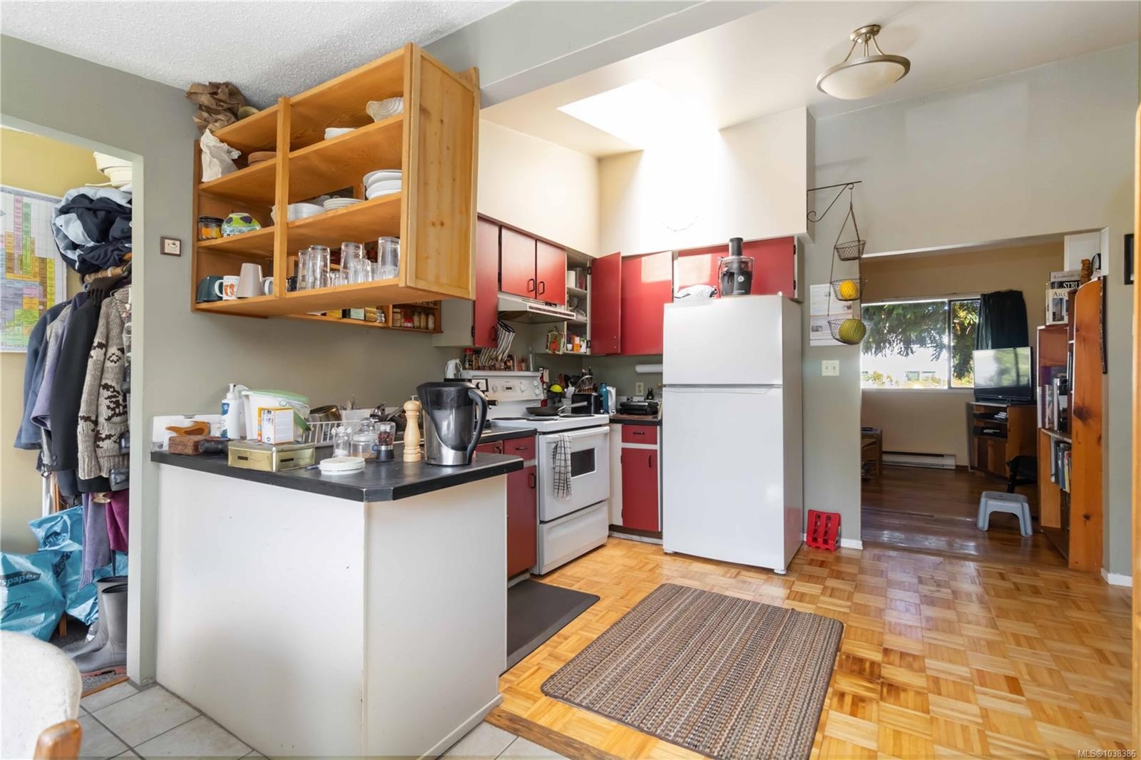1415 Lang St, Victoria, BC