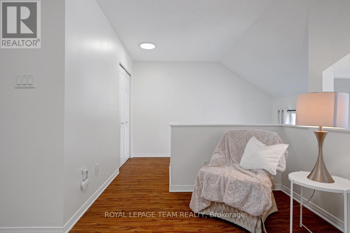 320 Wiffen Private, Ottawa, ON - Indoor Photo Showing Other Room