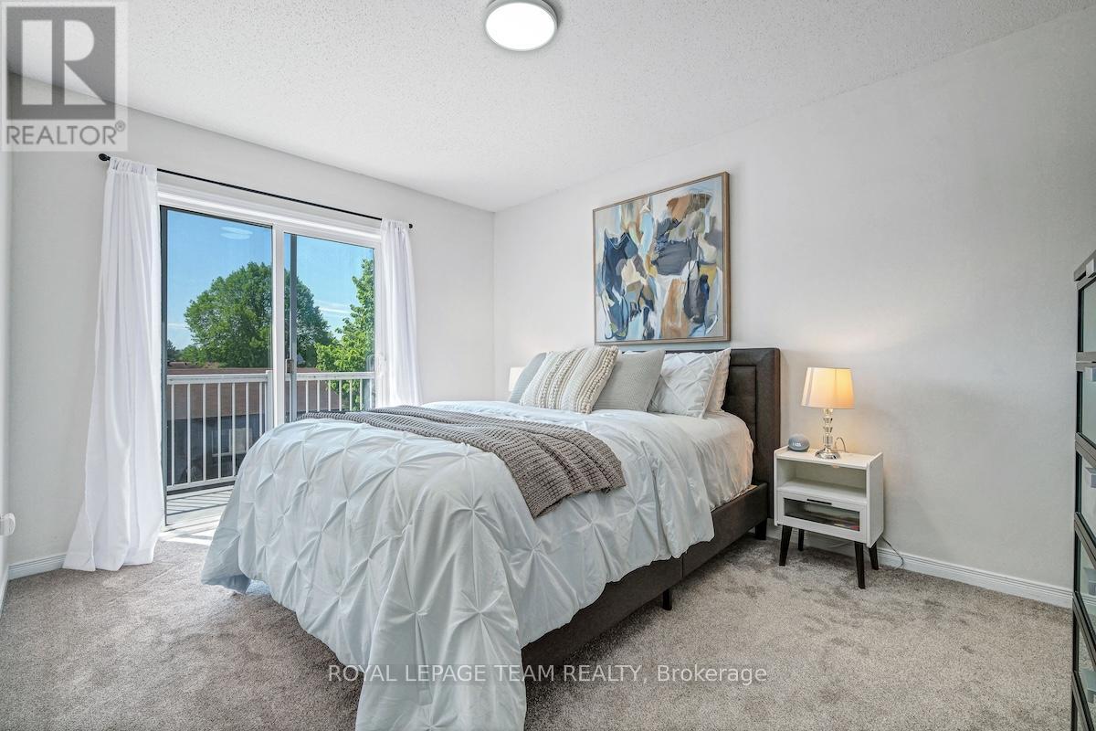 320 Wiffen Private, Ottawa, ON - Indoor Photo Showing Bedroom