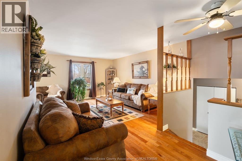 42 William Avenue, Kingsville, ON