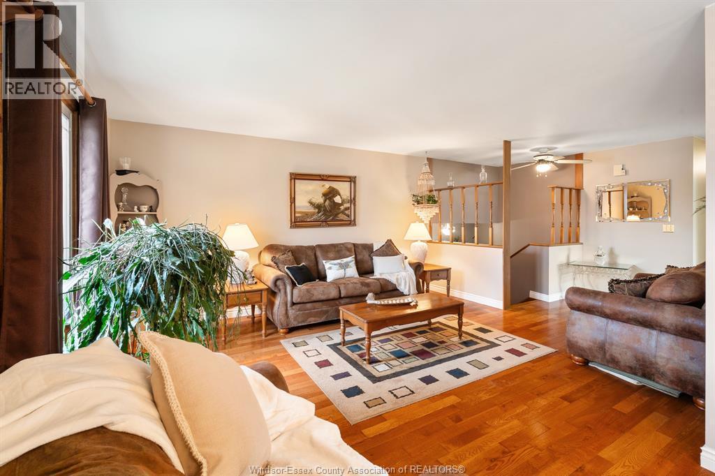 42 William Avenue, Kingsville, ON