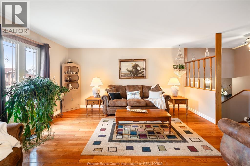 42 William Avenue, Kingsville, ON