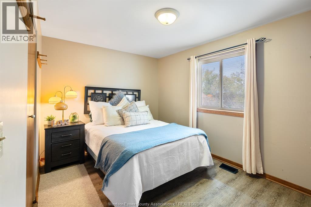 42 William Avenue, Kingsville, ON