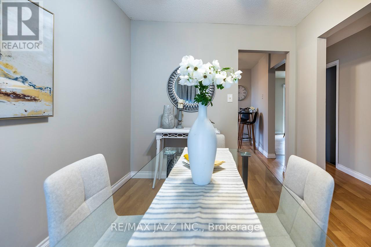 1347 Mary Street N, Oshawa (Samac), ON - Indoor Photo Showing Dining Room