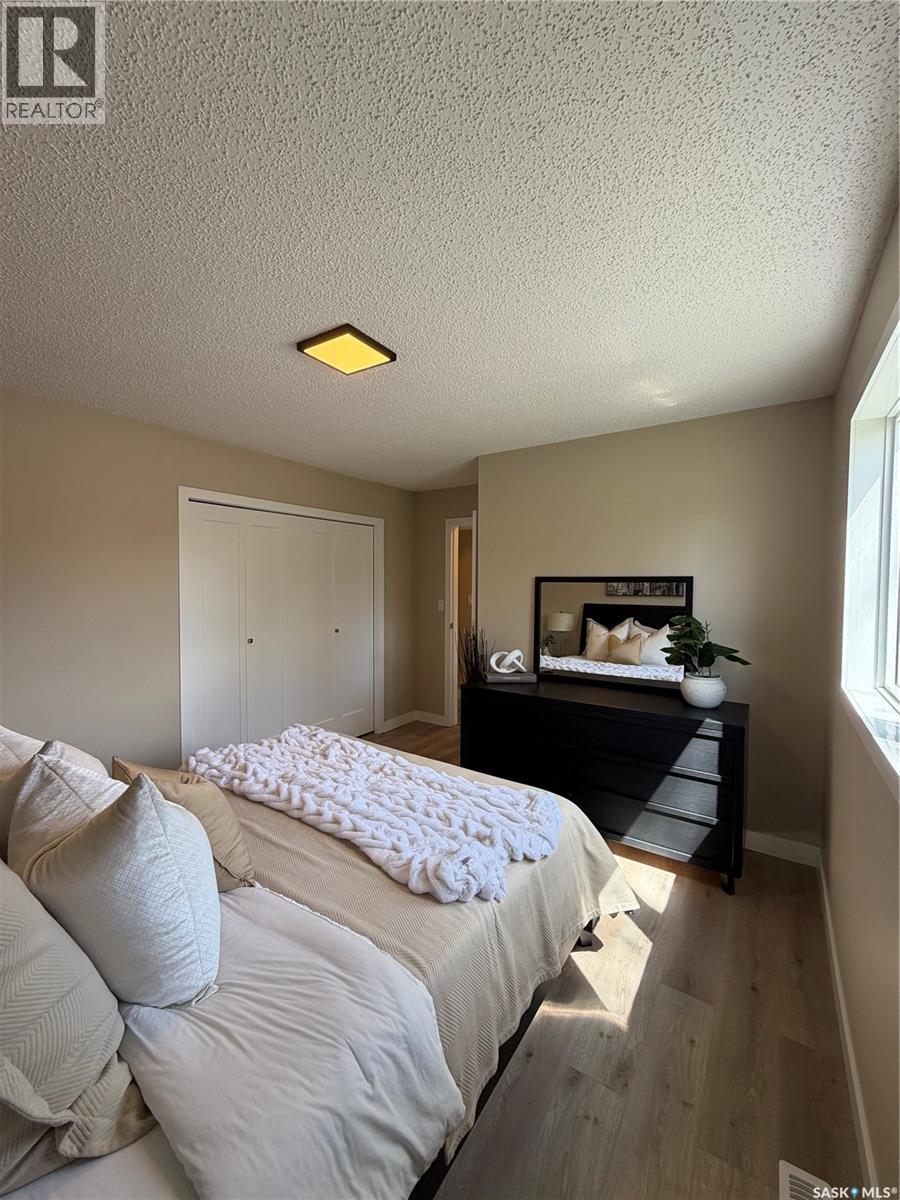 358 Cedar Meadow Drive, Regina, SK - Indoor Photo Showing Bedroom