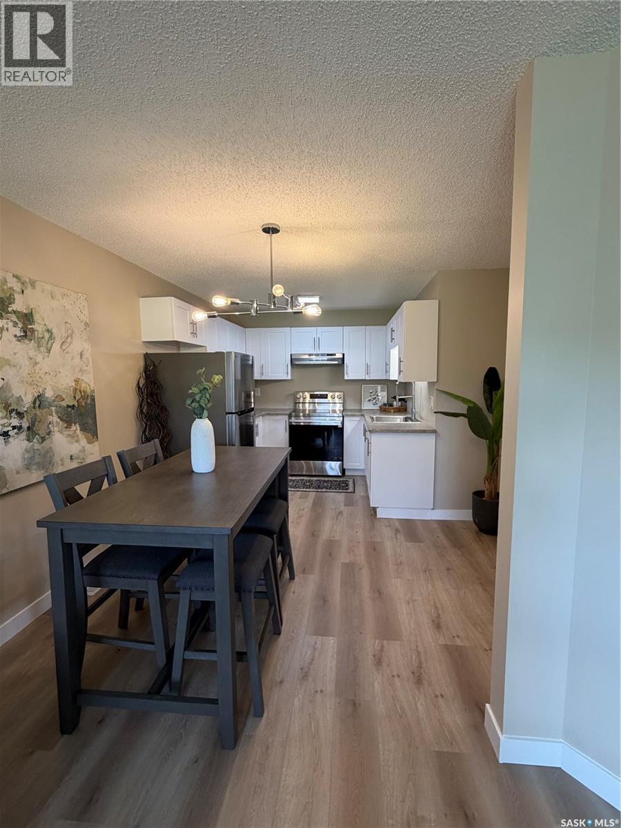 358 Cedar Meadow Drive, Regina, SK - Indoor Photo Showing Dining Room