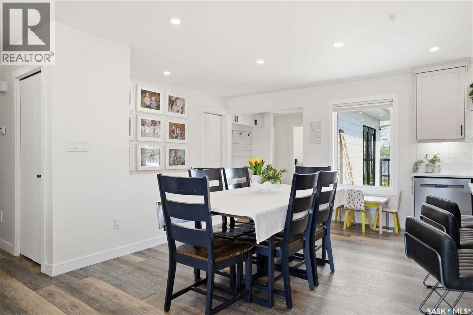 112 8Th Avenue E, Watrous, SK - Indoor Photo Showing Dining Room