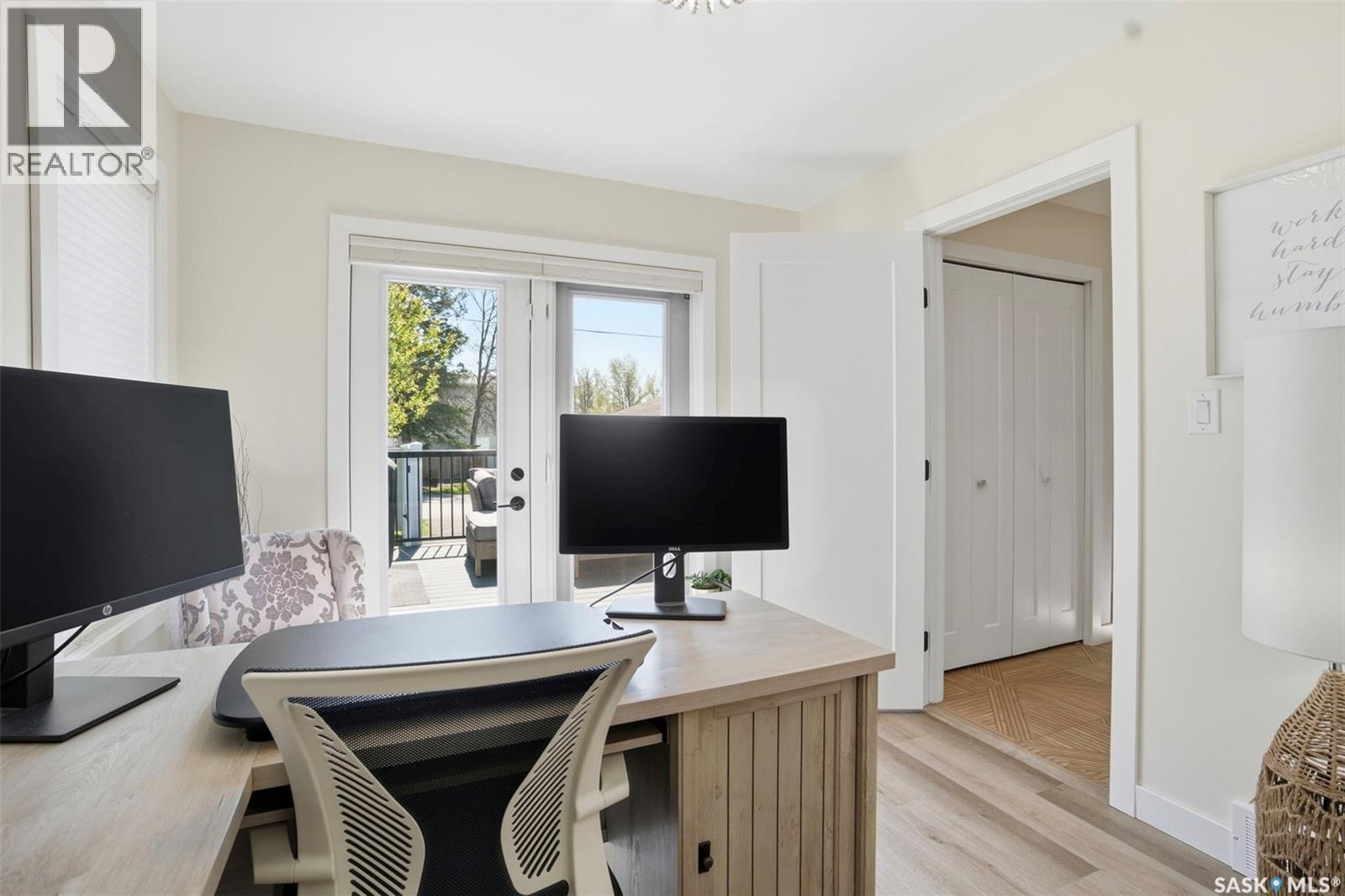 112 8Th Avenue E, Watrous, SK - Indoor Photo Showing Office