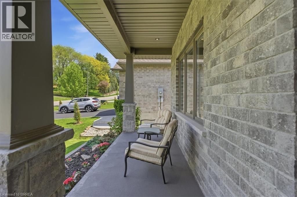 4 Lynndale Road, Simcoe, ON - Outdoor With Exterior