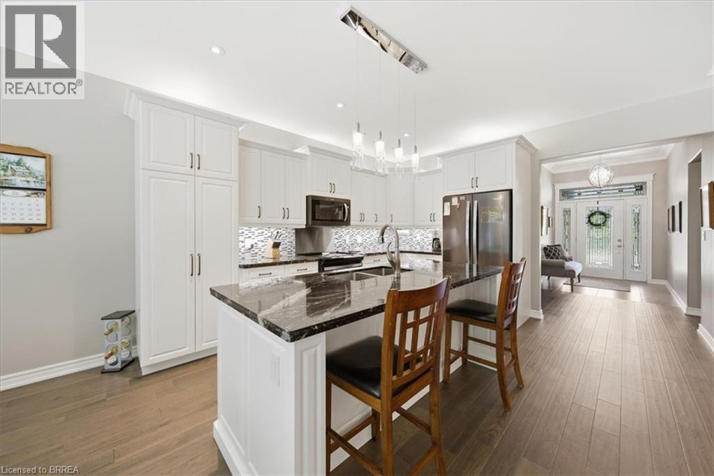 4 Lynndale Road, Simcoe, ON - Indoor Photo Showing Kitchen With Upgraded Kitchen