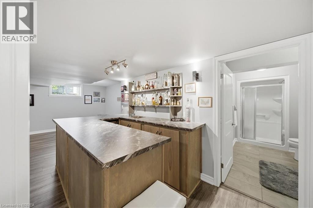 4 Lynndale Road, Simcoe, ON - Indoor