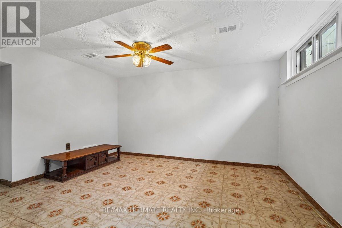 12 Thurodale Avenue, Toronto, ON - Indoor Photo Showing Other Room