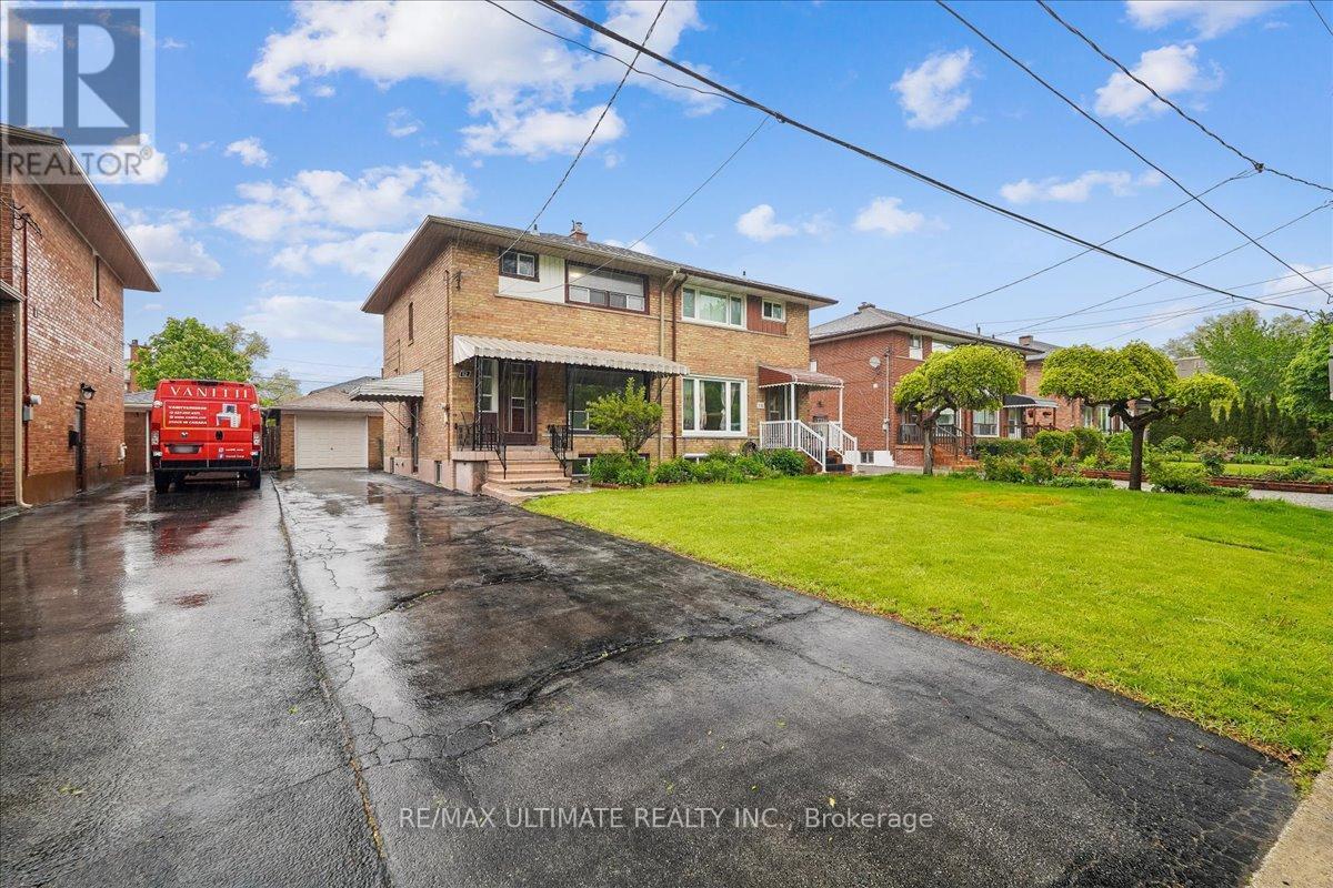 12 Thurodale Avenue, Toronto, ON - Outdoor