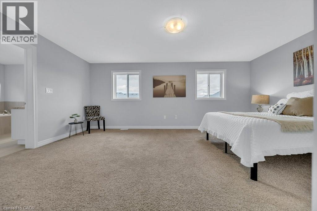 43 Sugar Trail, Kitchener, ON - Indoor Photo Showing Bedroom