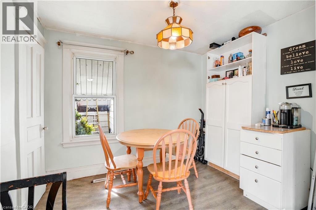 276 Roxborough Avenue, Hamilton, ON - Indoor Photo Showing Dining Room