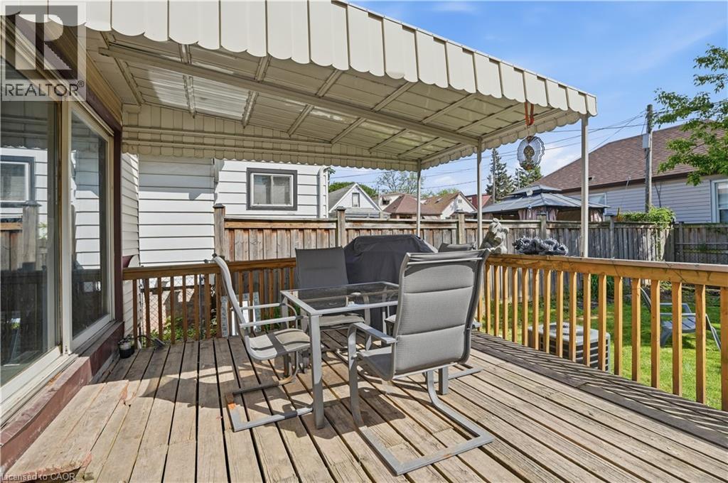 276 Roxborough Avenue, Hamilton, ON - Outdoor With Deck Patio Veranda With Exterior