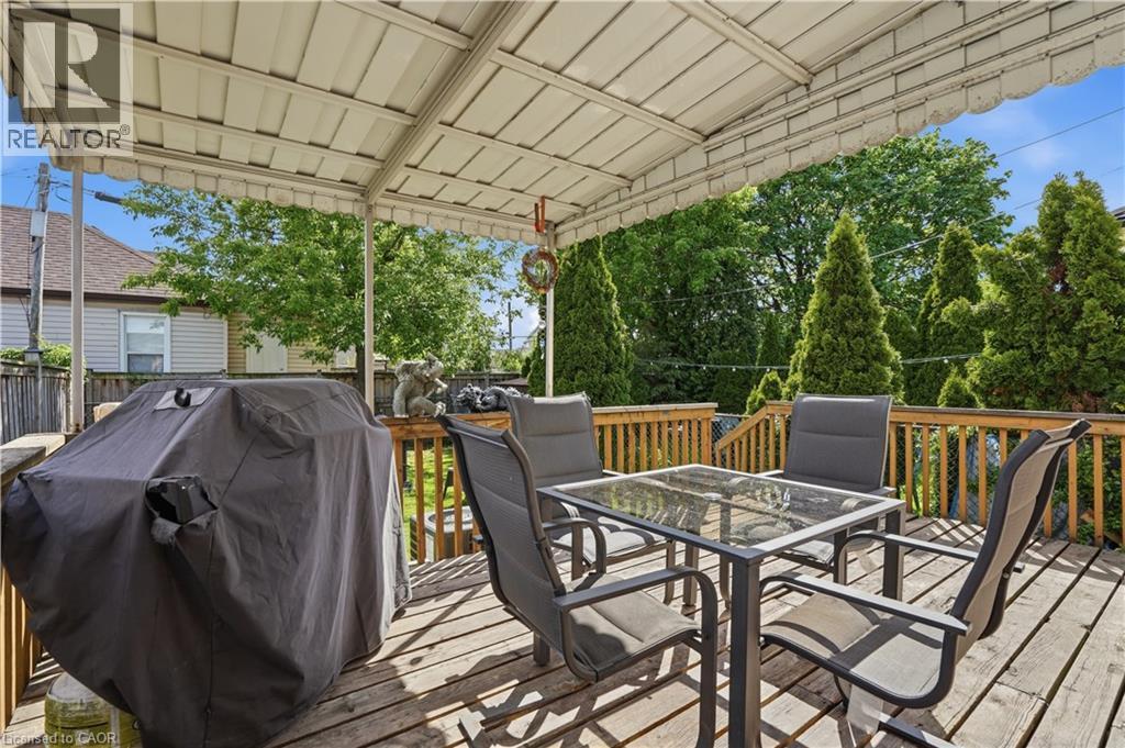 276 Roxborough Avenue, Hamilton, ON - Outdoor With Deck Patio Veranda With Exterior