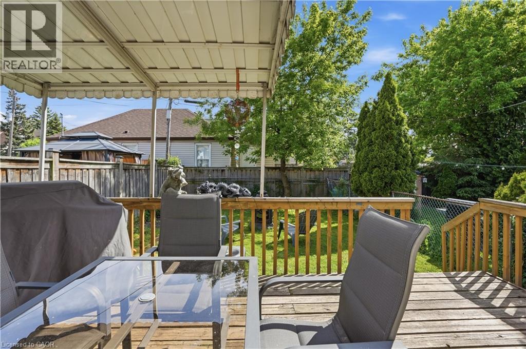 276 Roxborough Avenue, Hamilton, ON - Outdoor With Deck Patio Veranda With Exterior