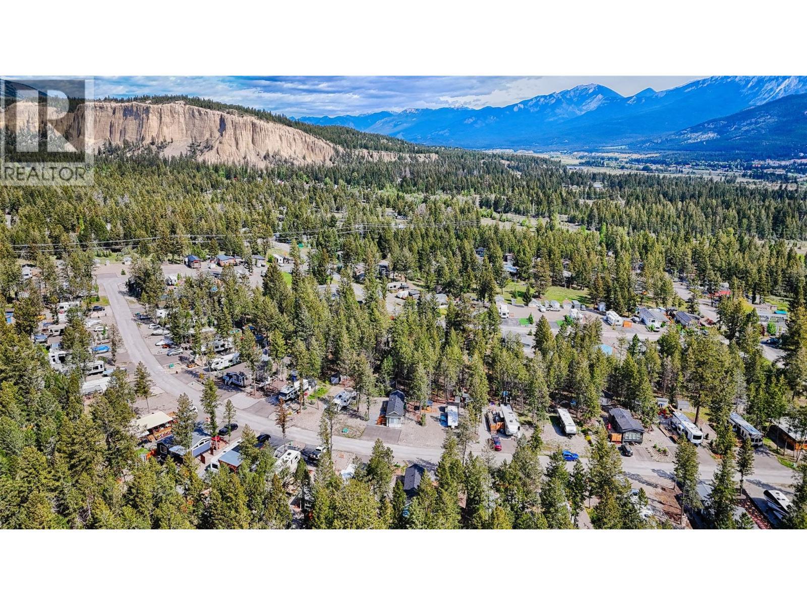 5478 Highway 93/95 Unit# 118, Fairmont Hot Springs, BC