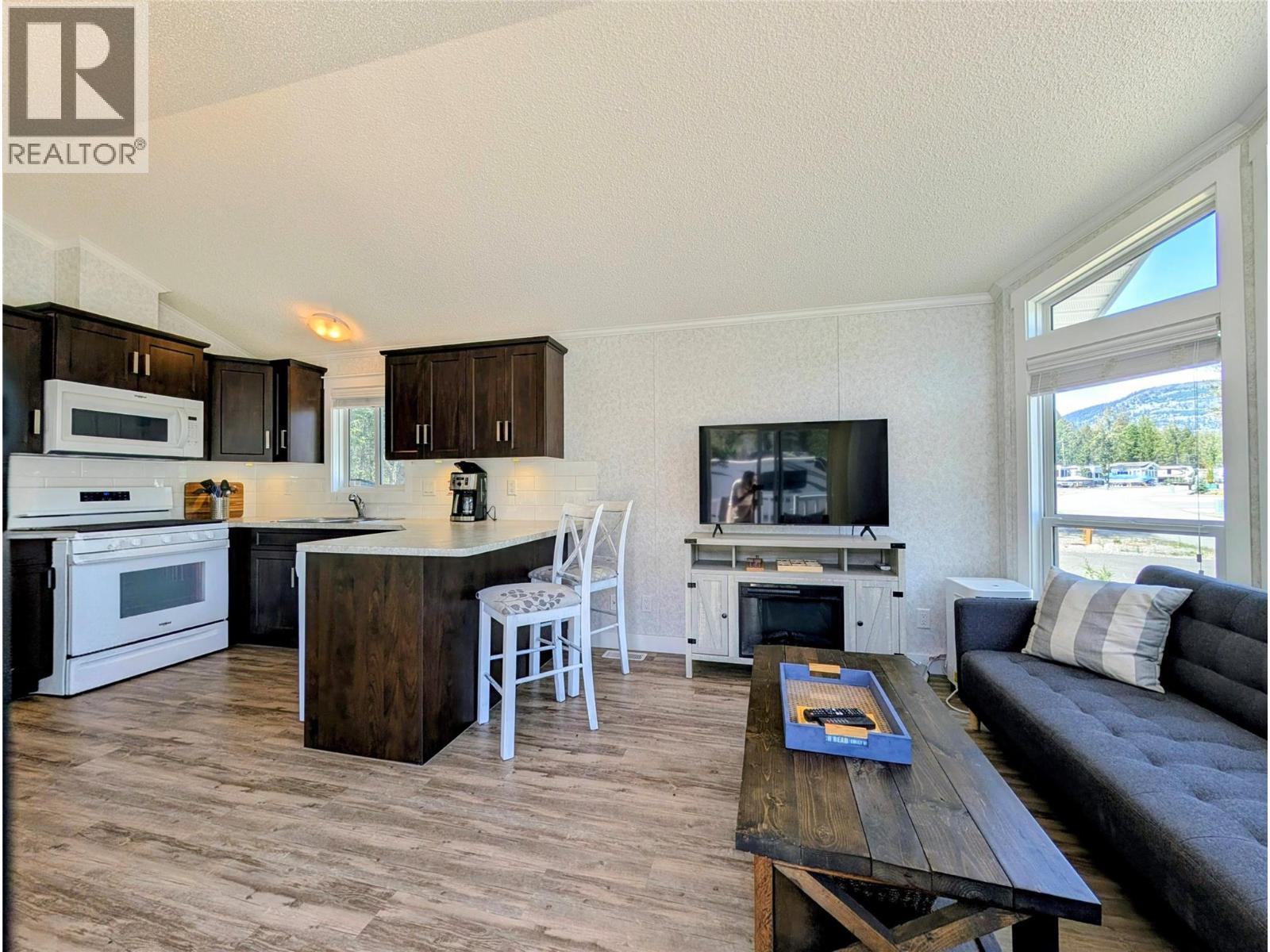5478 Highway 93/95 Unit# 118, Fairmont Hot Springs, BC