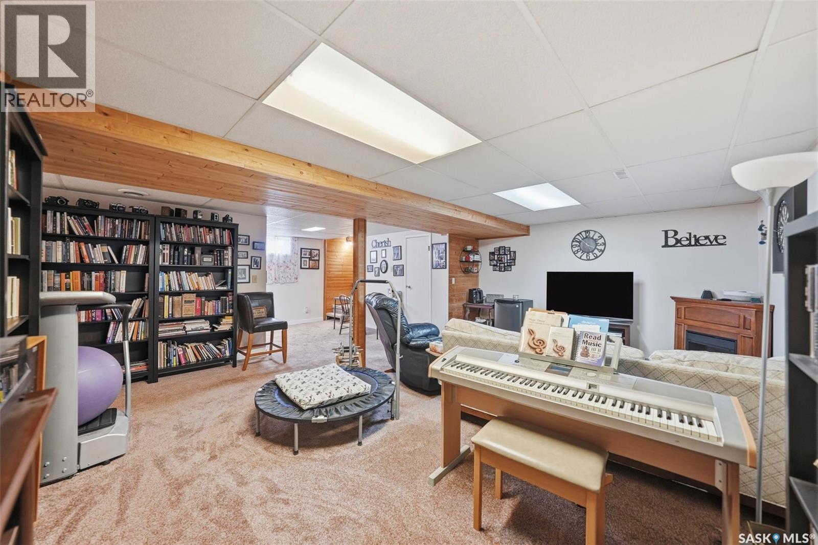 313 7Th Avenue W, Watrous, SK - Indoor