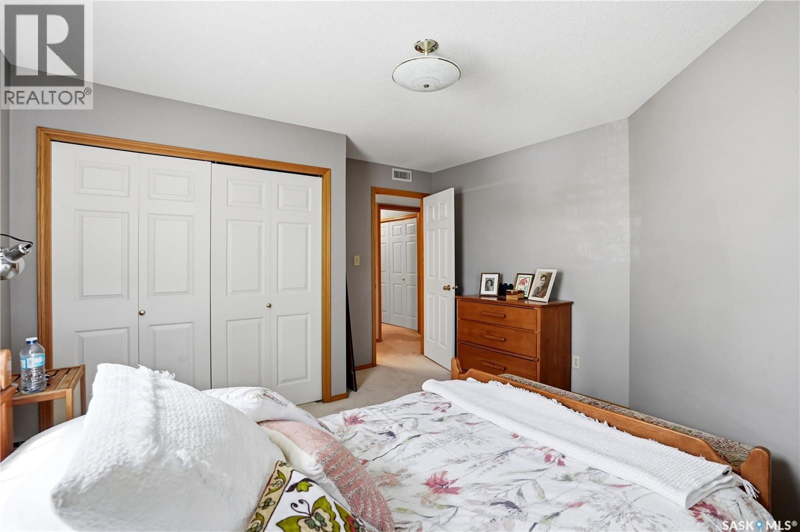 206 2315 Cornwall Street, Regina, SK - Indoor Photo Showing Bedroom