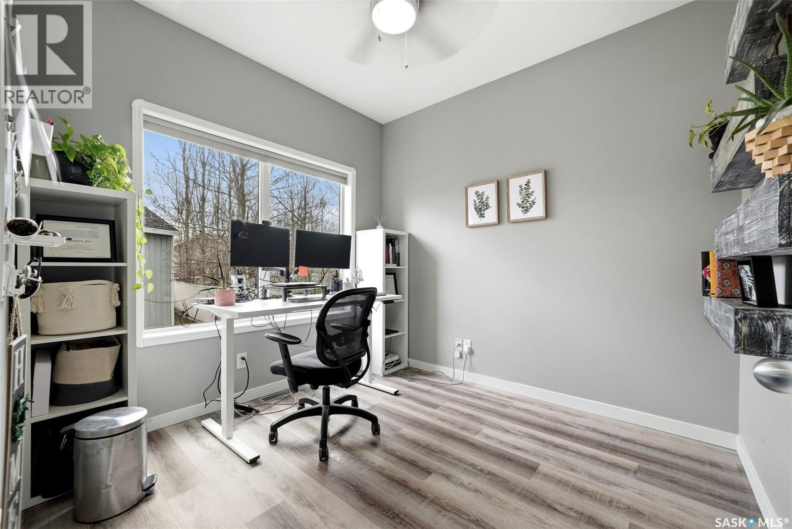 709 Aspen Crescent, Pilot Butte, SK - Indoor Photo Showing Office