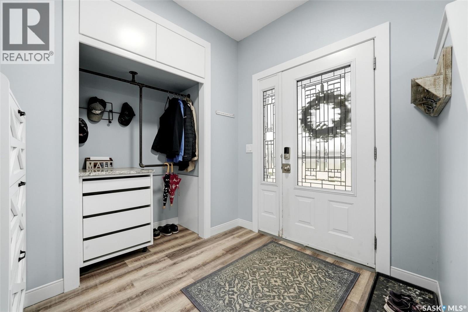 709 Aspen Crescent, Pilot Butte, SK - Indoor Photo Showing Other Room