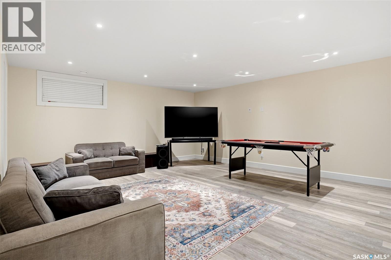 4868 Wright Road, Regina, SK - Indoor