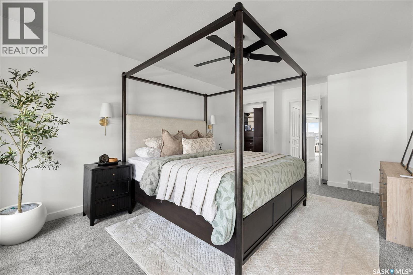 5018 Padwick Road, Regina, SK - Indoor Photo Showing Bedroom