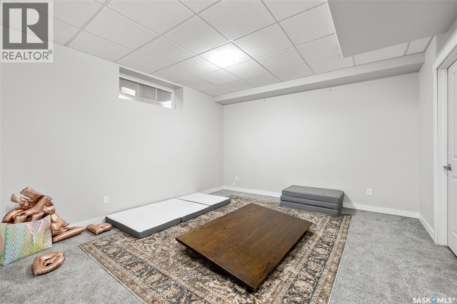 5018 Padwick Road, Regina, SK - Indoor