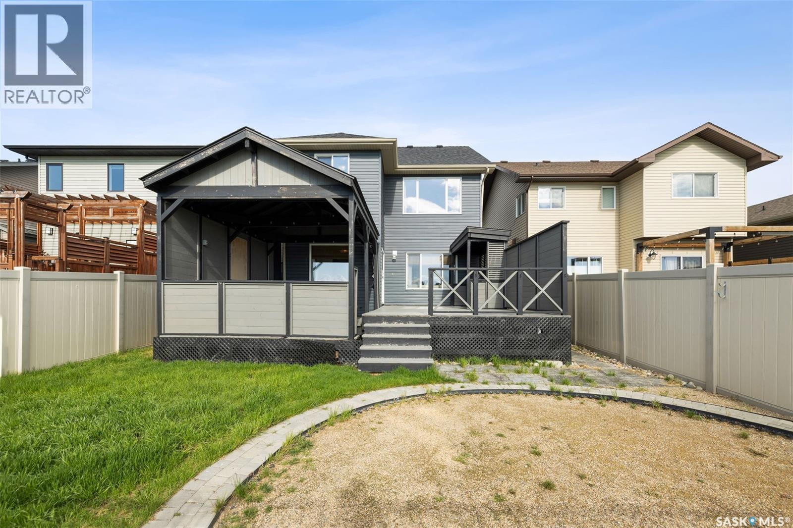 5018 Padwick Road, Regina, SK - Outdoor