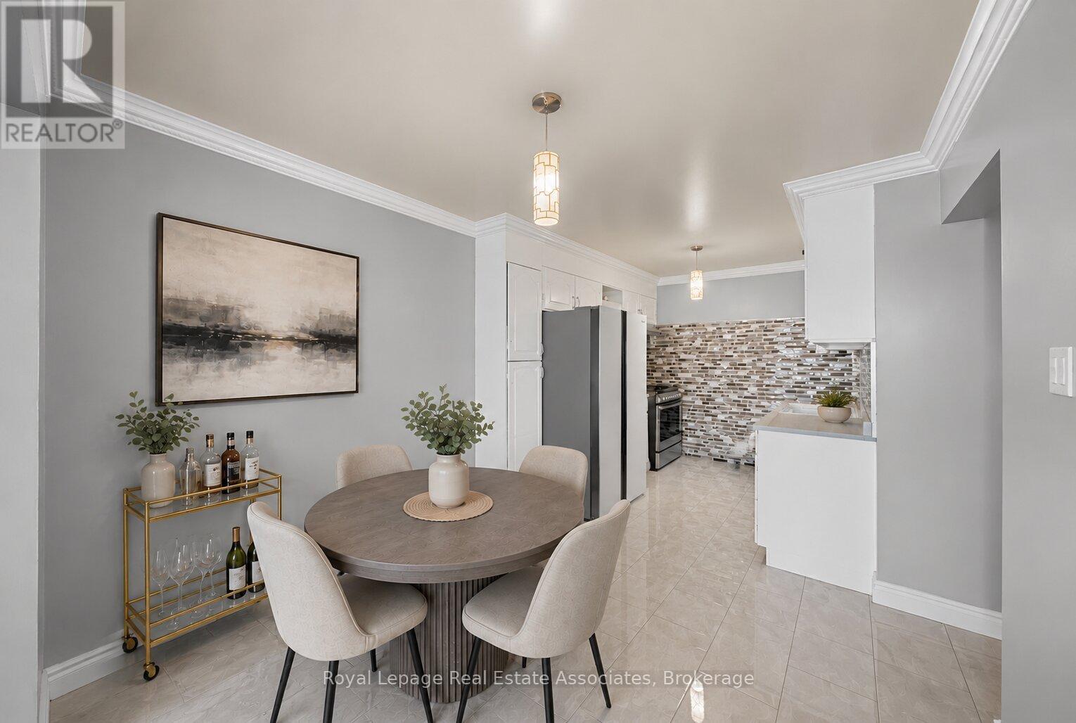 95 Quantrell Trail, Toronto, ON - Indoor Photo Showing Dining Room
