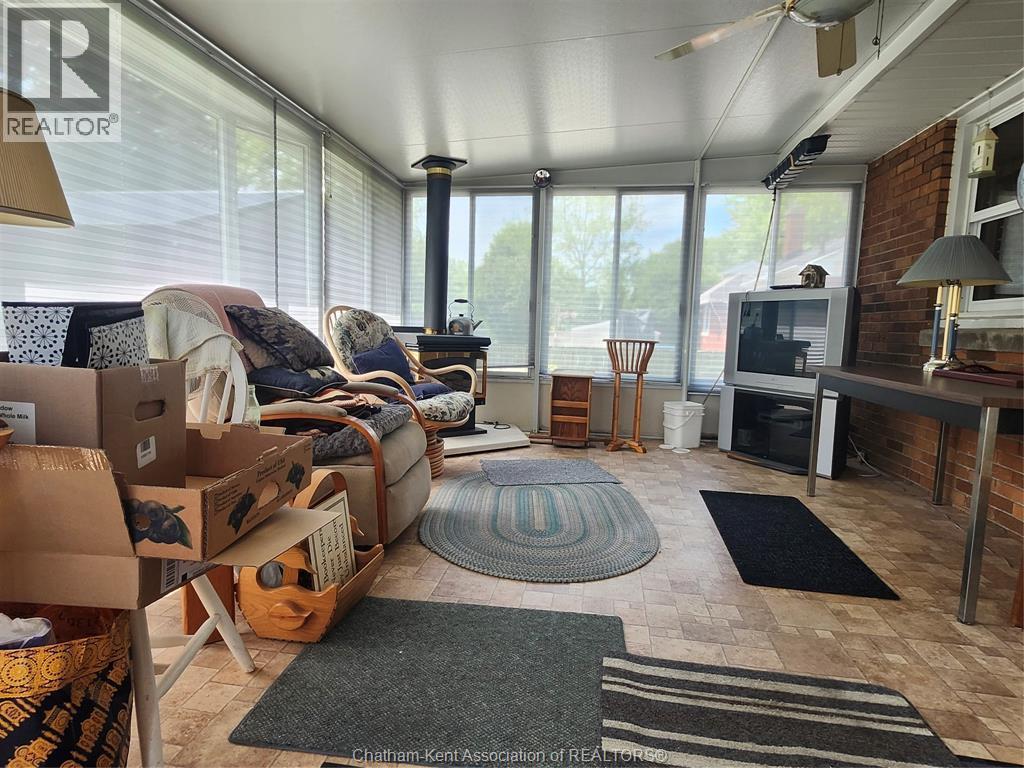 66 Devon Road, Chatham, ON - Indoor