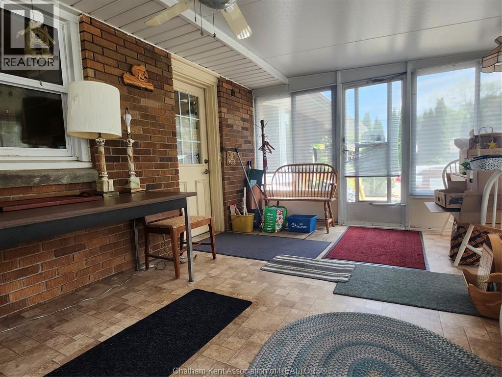 66 Devon Road, Chatham, ON - Indoor