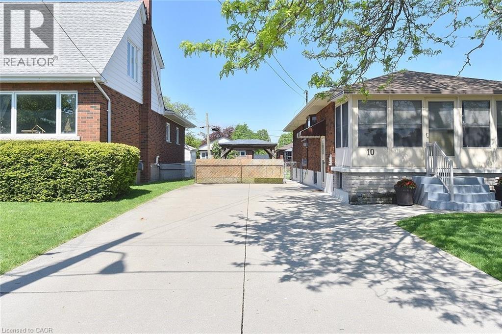 10 Alderney Avenue, Hamilton, ON - Outdoor