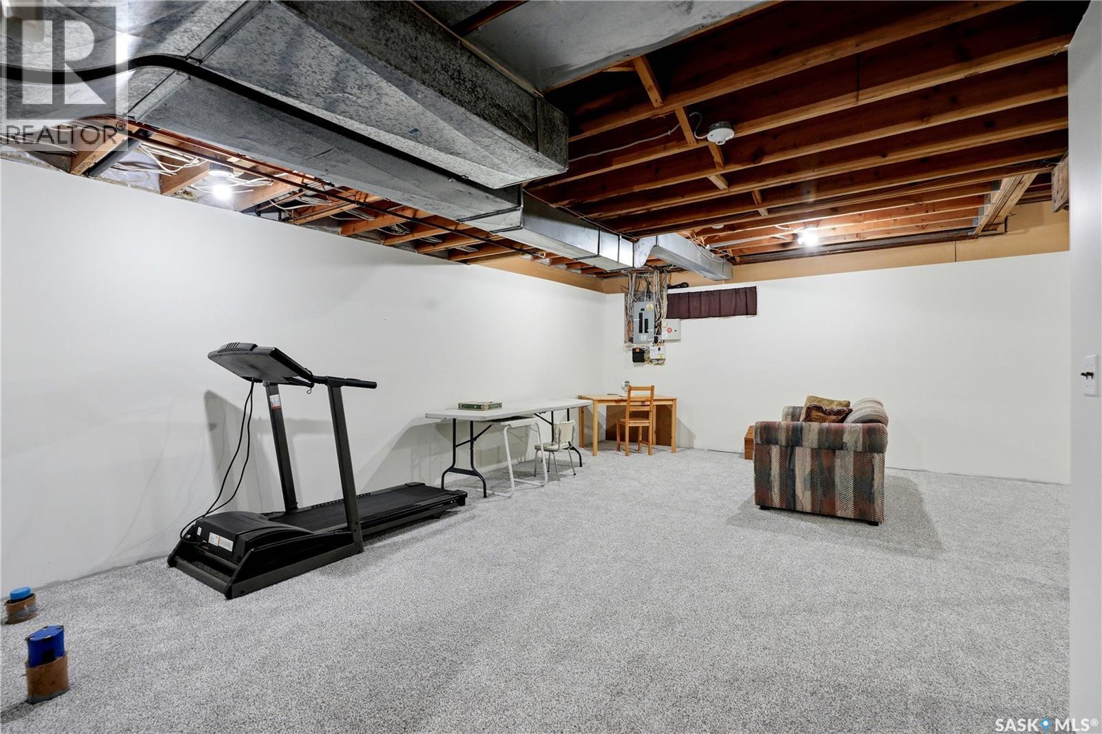 719 Wakaw Terrace, Saskatoon, SK - Indoor Photo Showing Basement