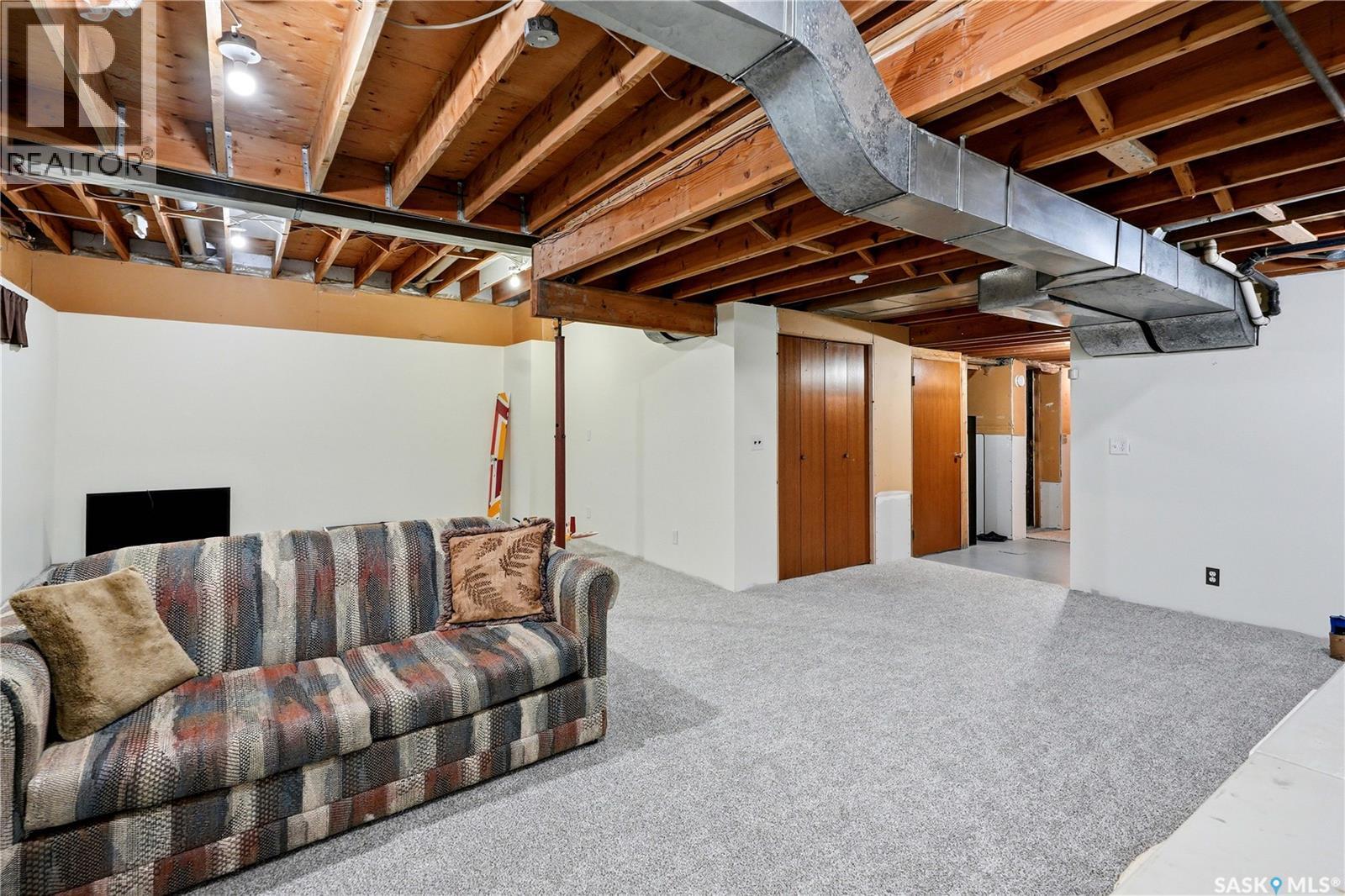 719 Wakaw Terrace, Saskatoon, SK - Indoor Photo Showing Basement