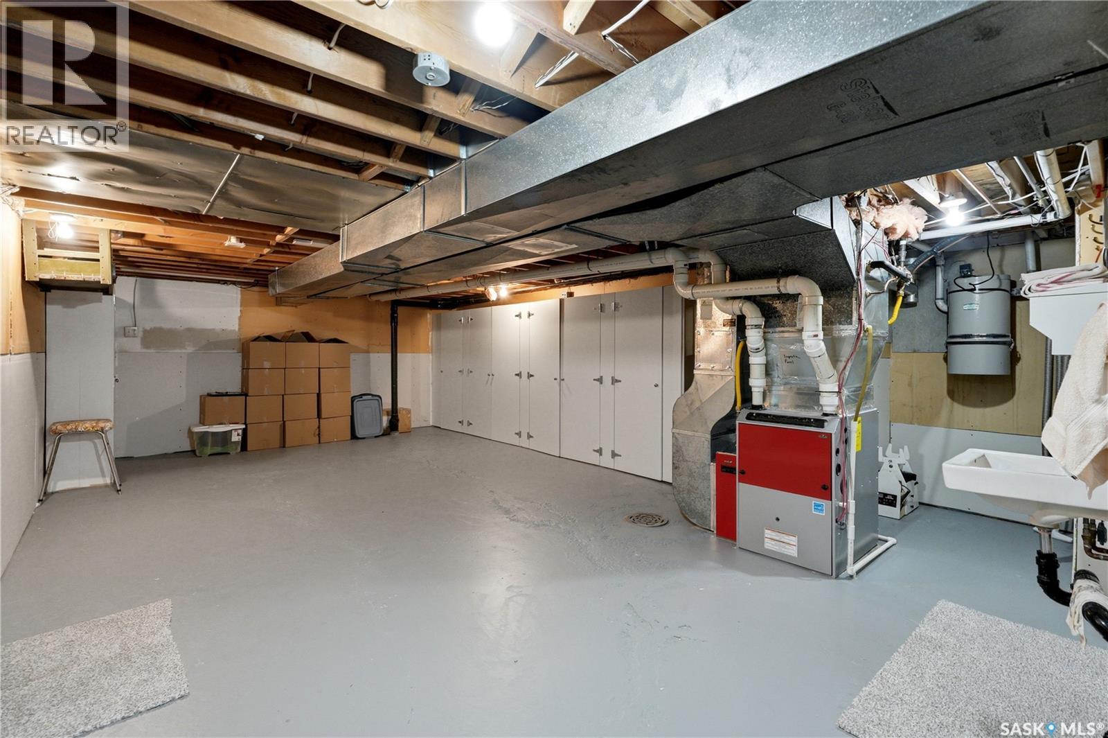 719 Wakaw Terrace, Saskatoon, SK - Indoor Photo Showing Basement